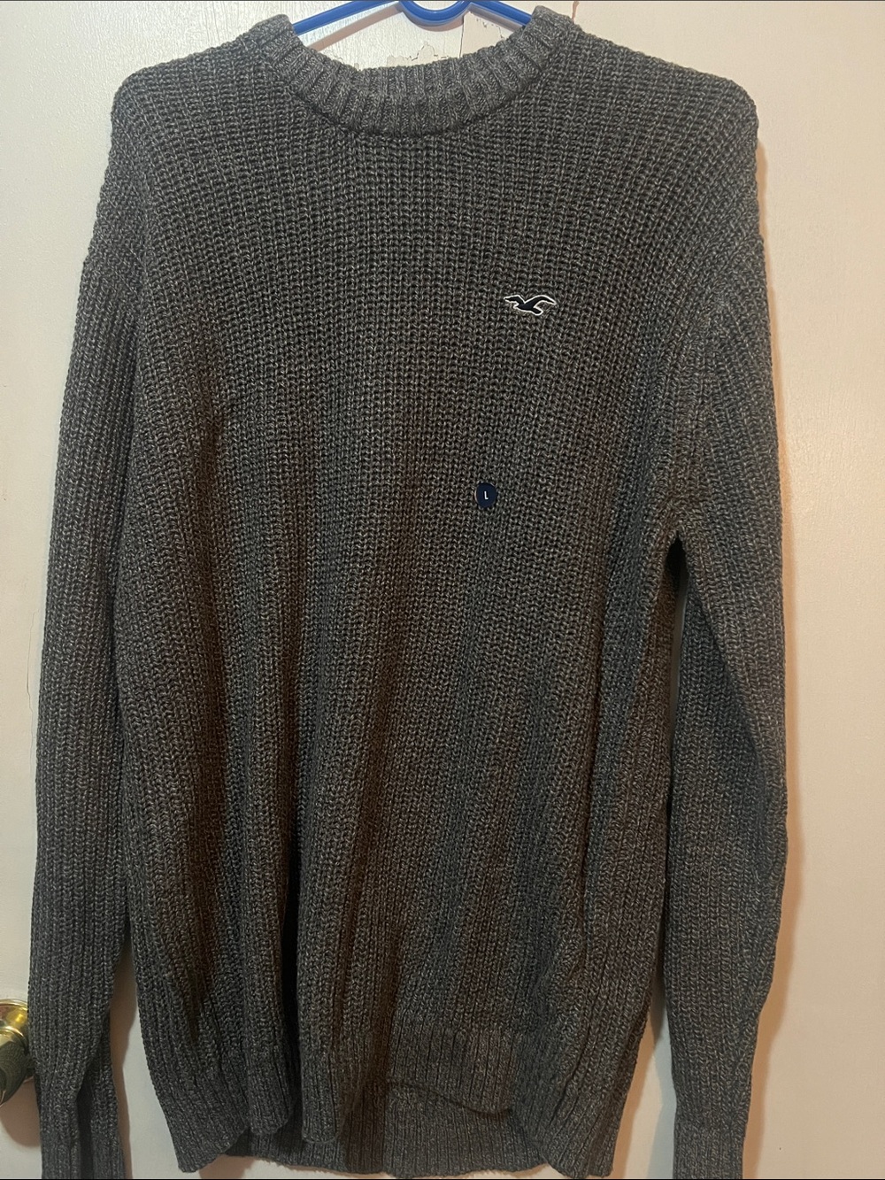 Hollister Men’s Charcoal Gray Knit Crewneck Sweater
